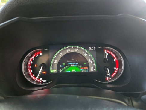 Used 2023 Toyota RAV4 XLE w/ Convenience Package image 14