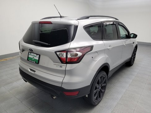 Used 2017 Ford Escape Titanium image 9