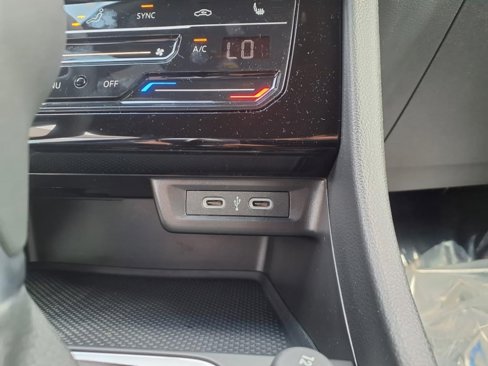 New 2025 Volkswagen Jetta Sport image 18