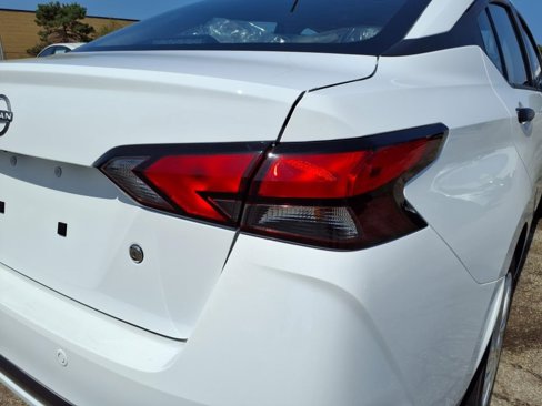 New 2025 Nissan Versa S w/ Trunk Package image 8