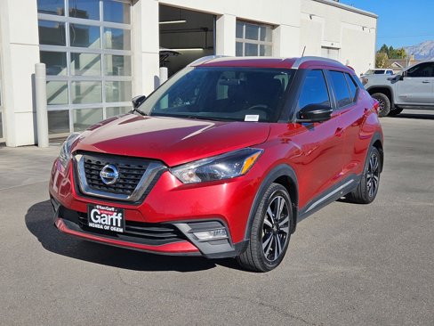 Used 2019 Nissan Kicks SR w/ SR Premium Package image 10