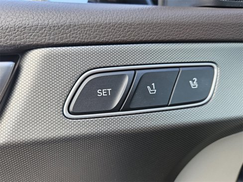 Used 2020 Hyundai Palisade Limited image 38