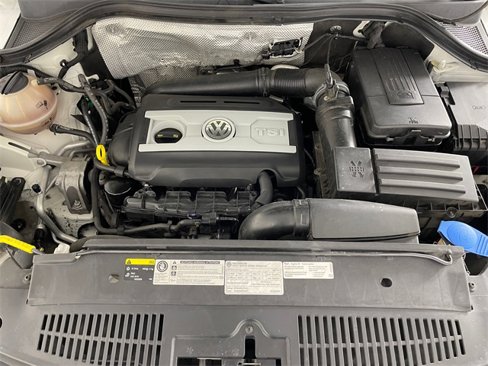 Used 2016 Volkswagen Tiguan S image 21
