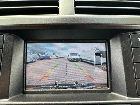 Used 2019 Ford Explorer XLT image 40
