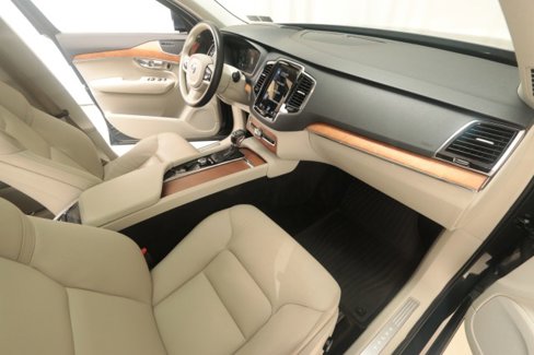 Used 2022 Volvo XC90 T5 Momentum w/ Advanced Package image 60