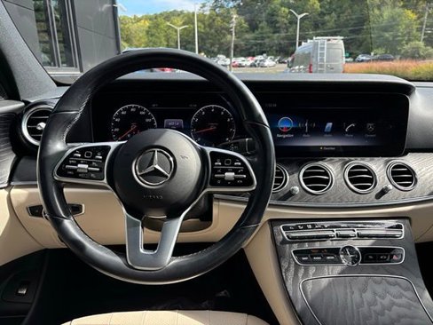 Used 2020 Mercedes-Benz E 350 4MATIC Sedan image 22