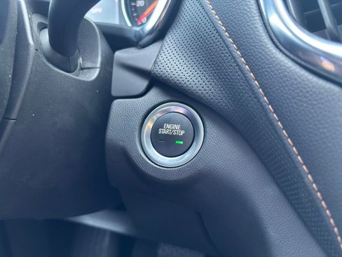Used 2022 Chevrolet Equinox Premier image 30