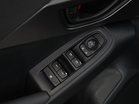 Used 2025 Subaru Impreza 2.0i image 18