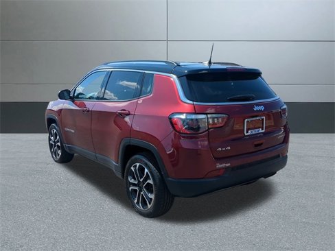 Used 2022 Jeep Compass Limited image 4