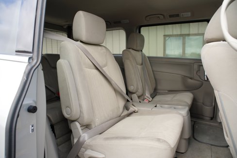Used 2014 Nissan Quest SV image 27