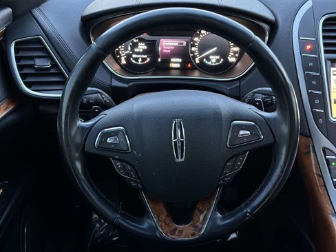 Used 2016 Lincoln MKX Reserve w/ Technology Package image 28