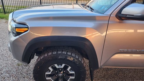 Used 2020 Toyota Tacoma TRD Off-Road image 3
