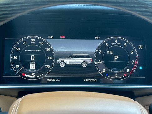Used 2018 Land Rover Range Rover Long Wheelbase Autobiography image 29
