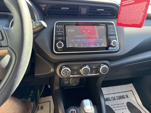 Used 2024 Nissan Kicks S image 13