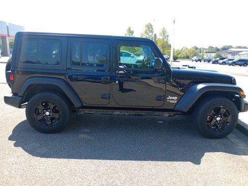 Used 2018 Jeep Wrangler Unlimited Sport S image 4