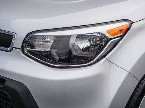 Certified 2016 Kia Soul image 5