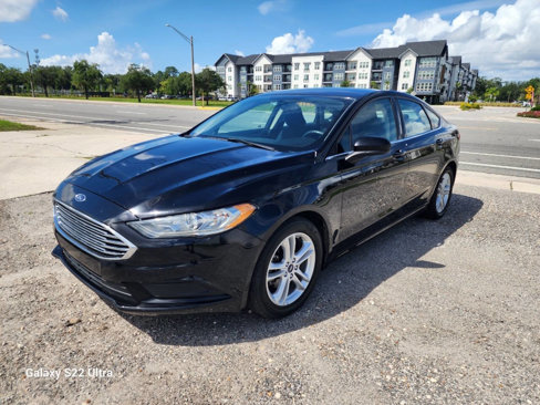 Used 2018 Ford Fusion SE w/ Fusion SE Technology Package image 5