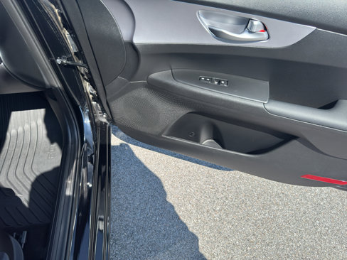 Certified 2023 Kia Forte LXS w/ LXS Technology Package image 29
