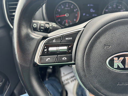 Used 2021 Kia Sportage EX image 18