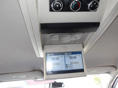 Used 2012 Dodge Grand Caravan SXT w/ Entertainment Group 1 image 45