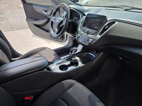 Used 2021 Chevrolet Malibu LT image 20