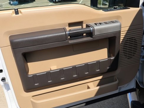 Used 2016 Ford F250 Lariat w/ Lariat Interior Package image 21