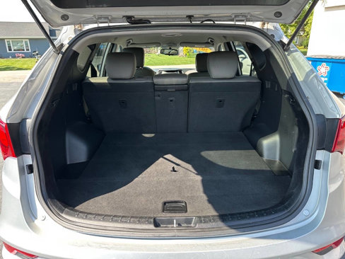 Used 2017 Hyundai Santa Fe Sport image 9