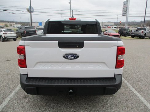 New 2025 Ford Maverick XL image 17