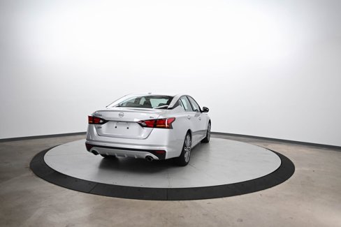 Used 2023 Nissan Altima 2.5 SL image 6