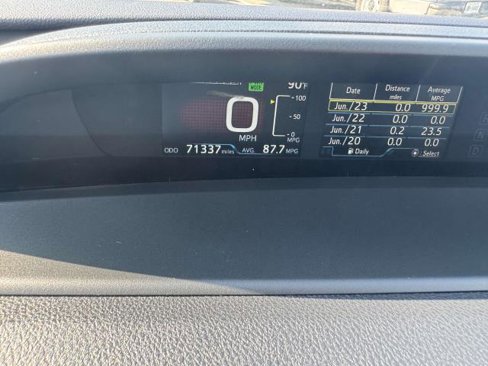Used 2020 Toyota Prius Prime Limited image 11