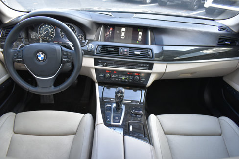 Used 2015 BMW 550i Sedan image 11