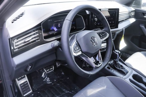 New 2025 Volkswagen Jetta Sport image 5