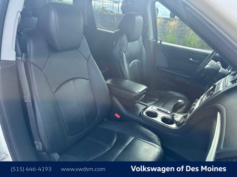 Used 2015 GMC Acadia SLT image 15