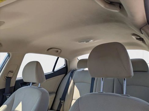 Used 2015 Kia Optima LX image 15