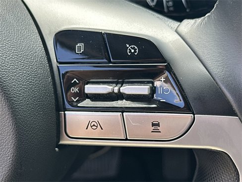 Certified 2023 Hyundai Elantra SEL w/ Convenience Package image 22