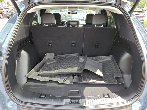 Used 2023 Ford Escape SE w/ PHEV Premium Package image 32