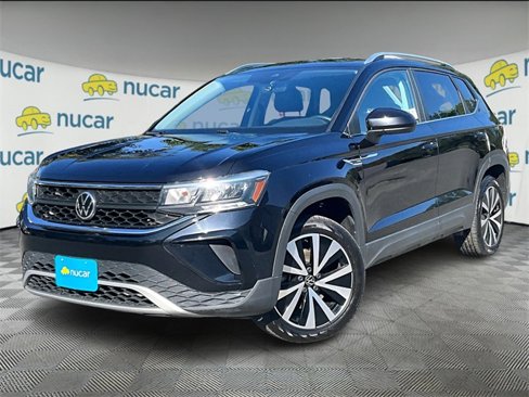 Used 2022 Volkswagen Taos SE w/ IQ.Drive SE Package image 12