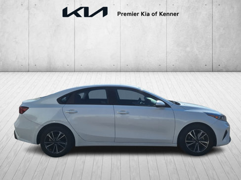Used 2023 Kia Forte LXS image 5