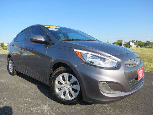 Used 2016 Hyundai Accent SE w/ Option Group 02 image 2