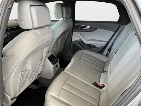 Used 2019 Audi A4 2.0T Premium Plus image 10