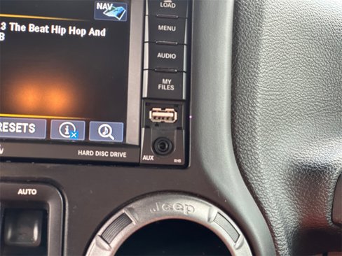 Used 2017 Jeep Wrangler Unlimited Sport image 27