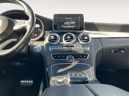 Used 2016 Mercedes-Benz C 300 4MATIC Sedan image 11