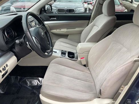 Used 2013 Subaru Outback 2.5i Premium w/ All-Weather Pkg image 13