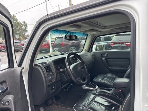 Used 2006 HUMMER H3 image 9