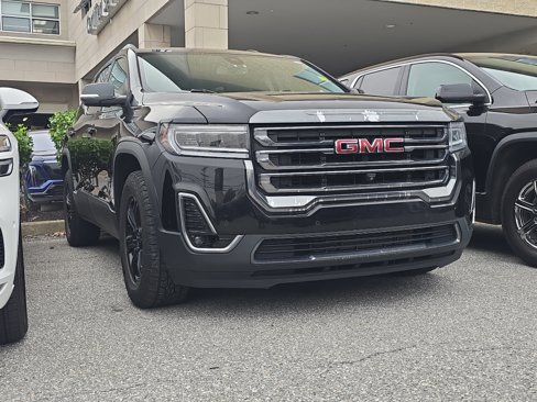 Used 2021 GMC Acadia AT4 w/ Technology Package image 2
