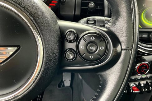 Used 2017 MINI Cooper 2-Door Hardtop image 11