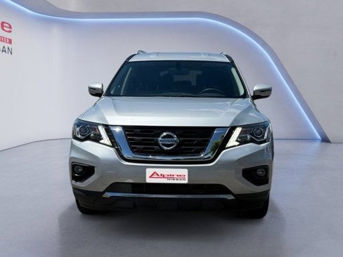 Used 2020 Nissan Pathfinder SV image 8