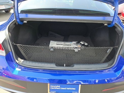 Used 2025 Hyundai Elantra SE image 6