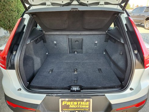 Used 2020 Volvo XC40 T5 R-Design image 35