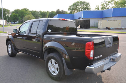 Used 2005 Nissan Frontier SE w/ (P01) Power Pkg image 13